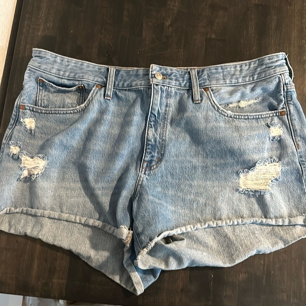 Madewell Light Wash Distressed Relaxed Denim Shorts Size 18W